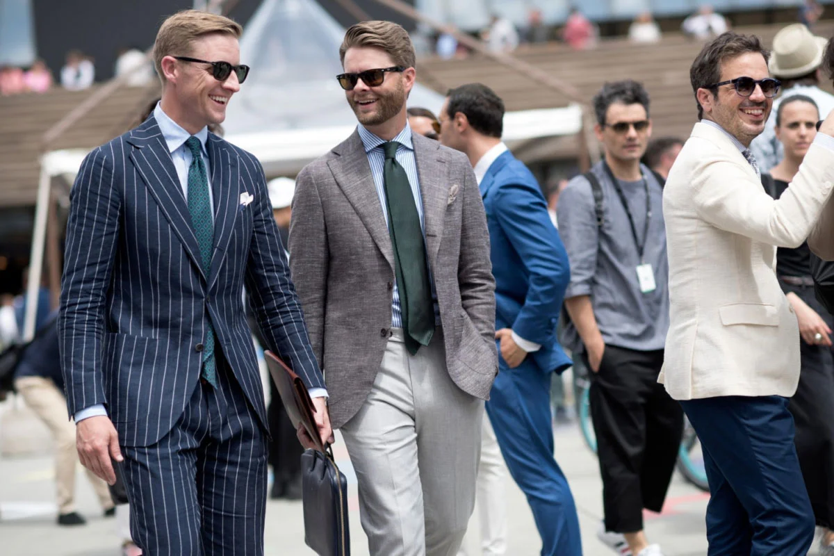 Choosing the Perfect Business Suit for Men